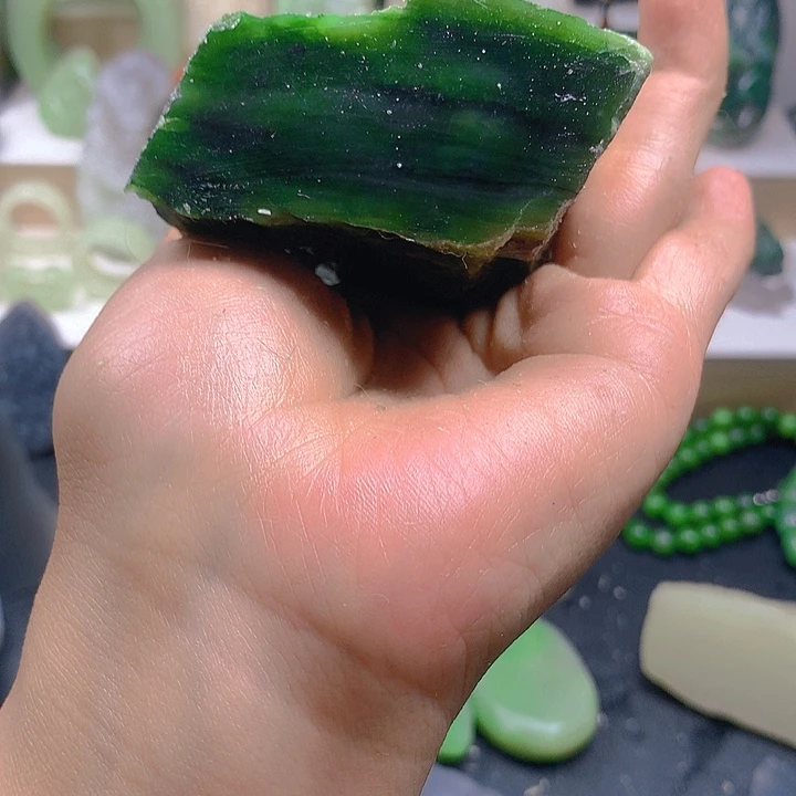 和田玉未镶嵌珠宝半成品