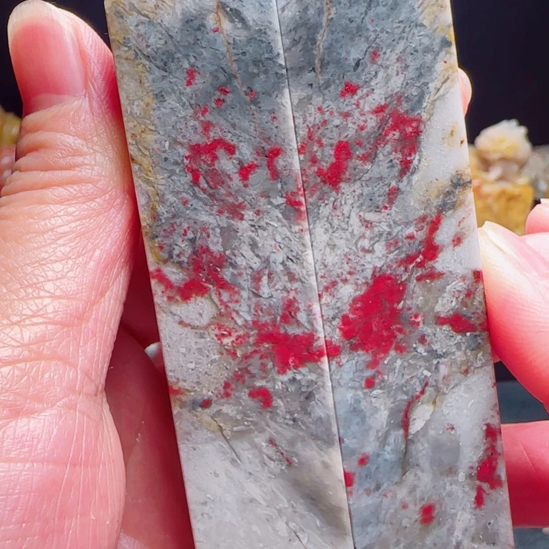 昌化石昌化鸡血石