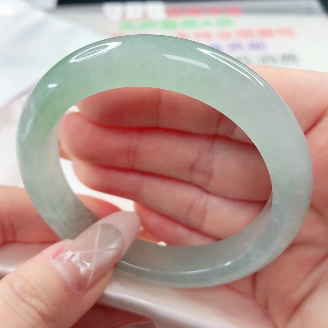 取***意翡翠未镶嵌手镯55.8x593