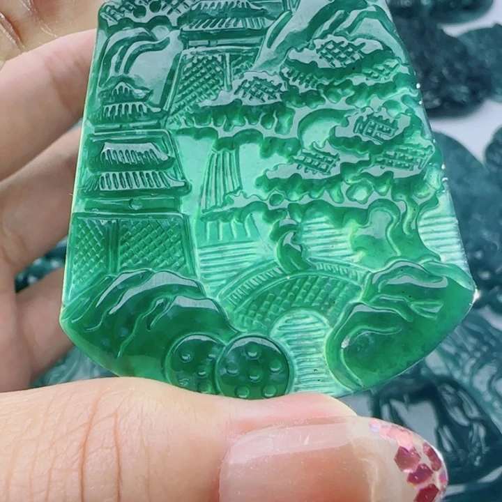翡翠未镶嵌颈饰多样性发货天然A货翡翠