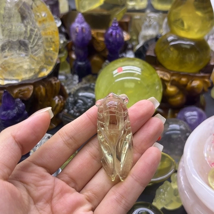 蛇***下未镶嵌水晶珠宝半成品