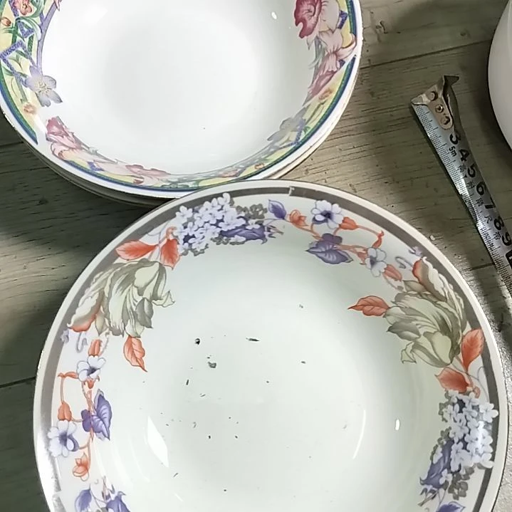 盘瓷片陶瓷杯盘壶碗都有