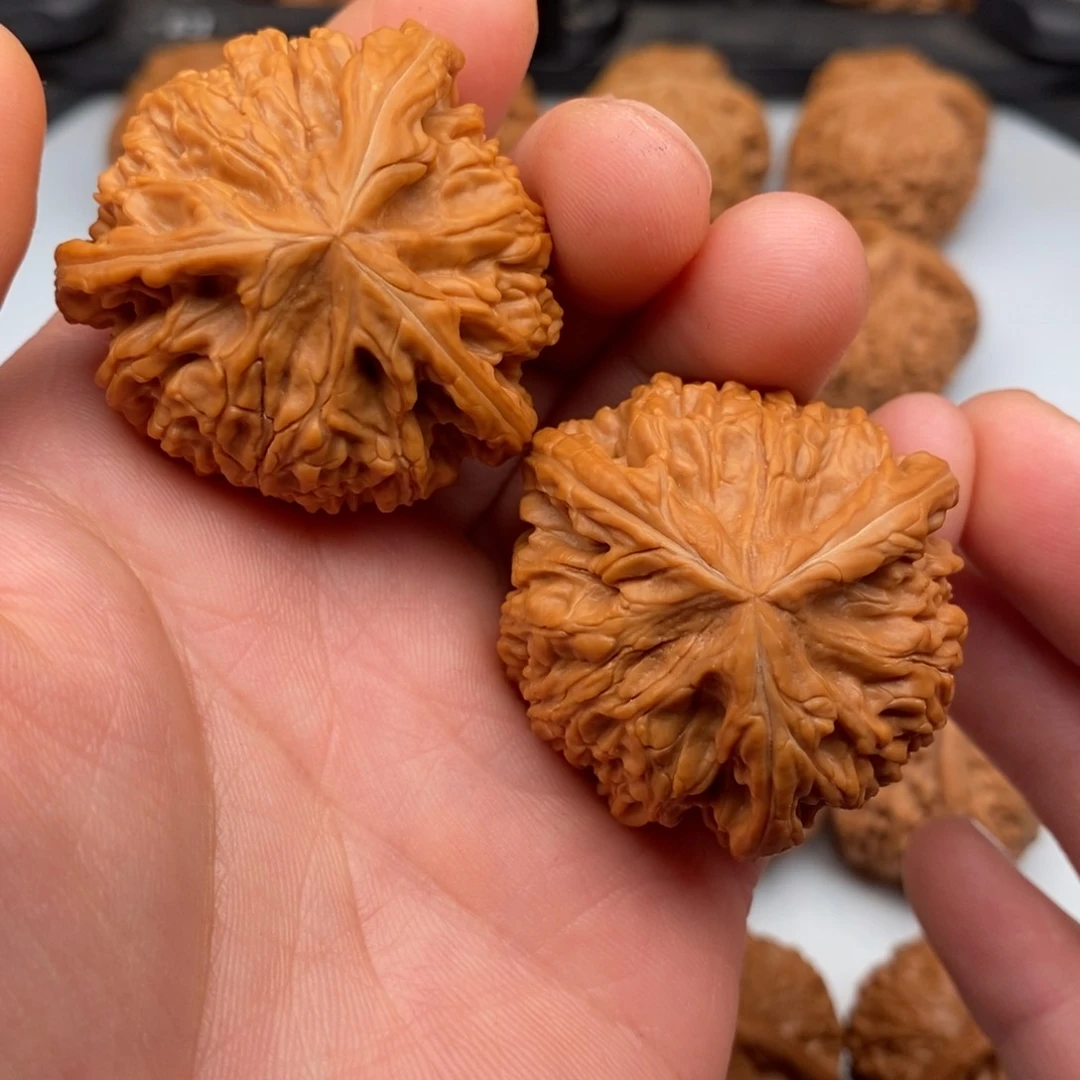 文玩核桃把件41三棱