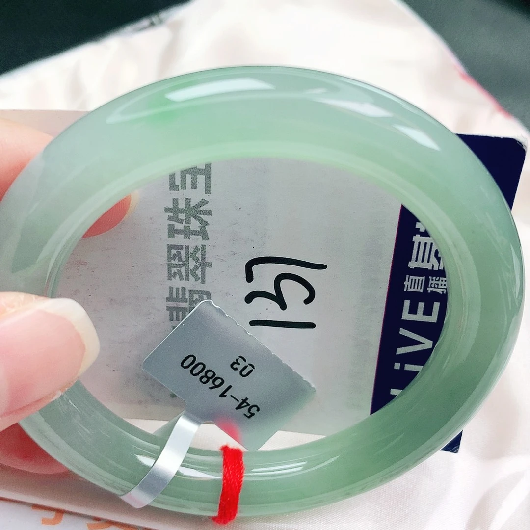 翡翠未镶嵌手镯缅甸天然A货翡翠手镯