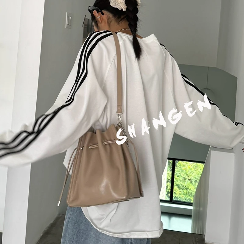 【尚恩CC】SK-62671-杏色-20*12*22轻奢时尚女新款单肩斜挎水桶包