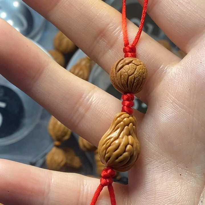 吊坠桃核秦岭山野生桃核