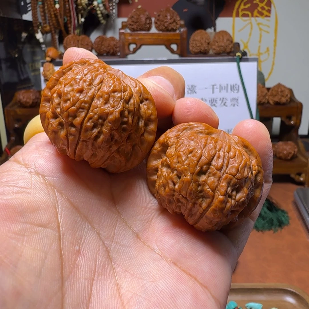 杨****把件文玩核桃道哥俱乐部f血麒麟41