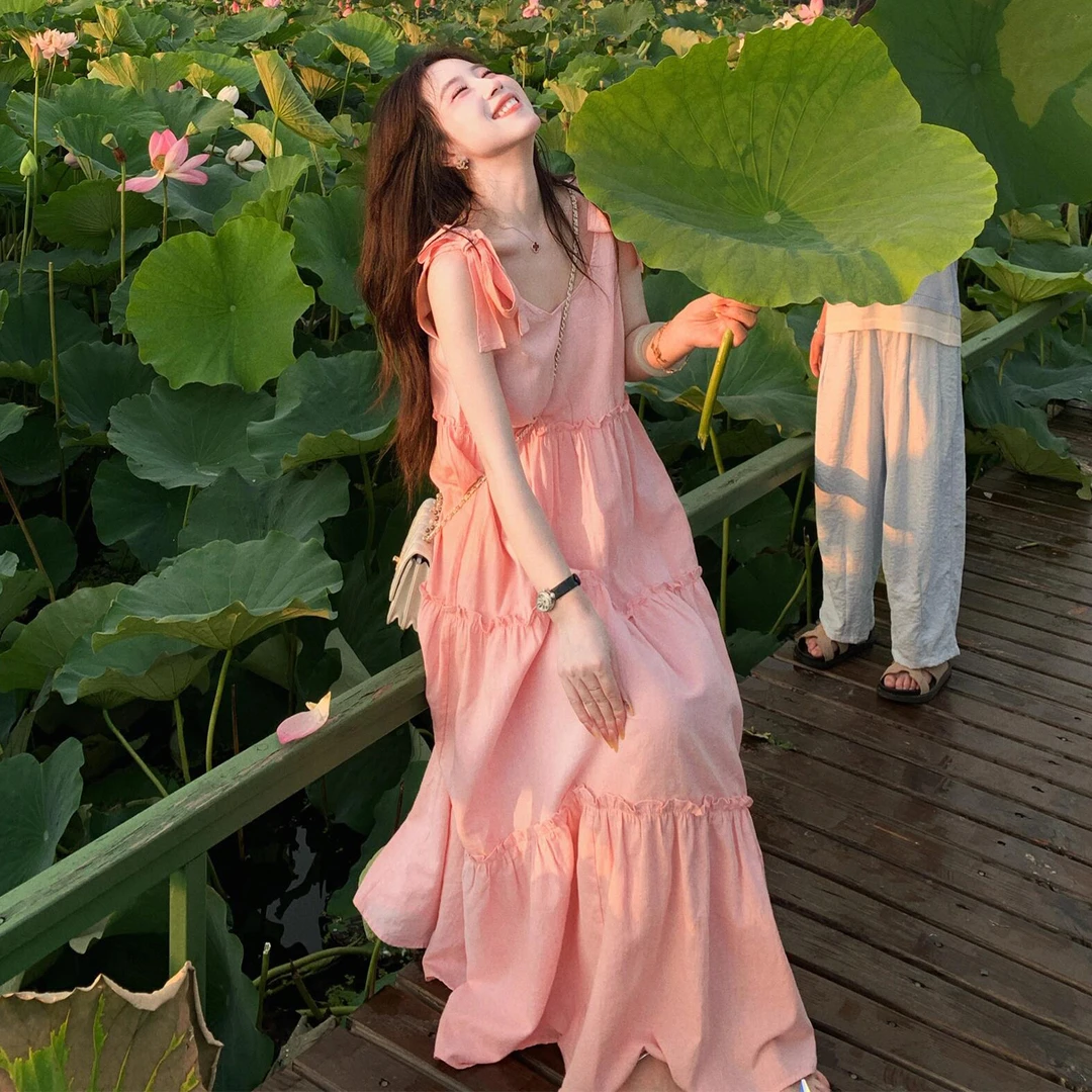 粉色无袖吊带连衣裙子女夏季2025新款爆款高级感海边度假夏日长裙