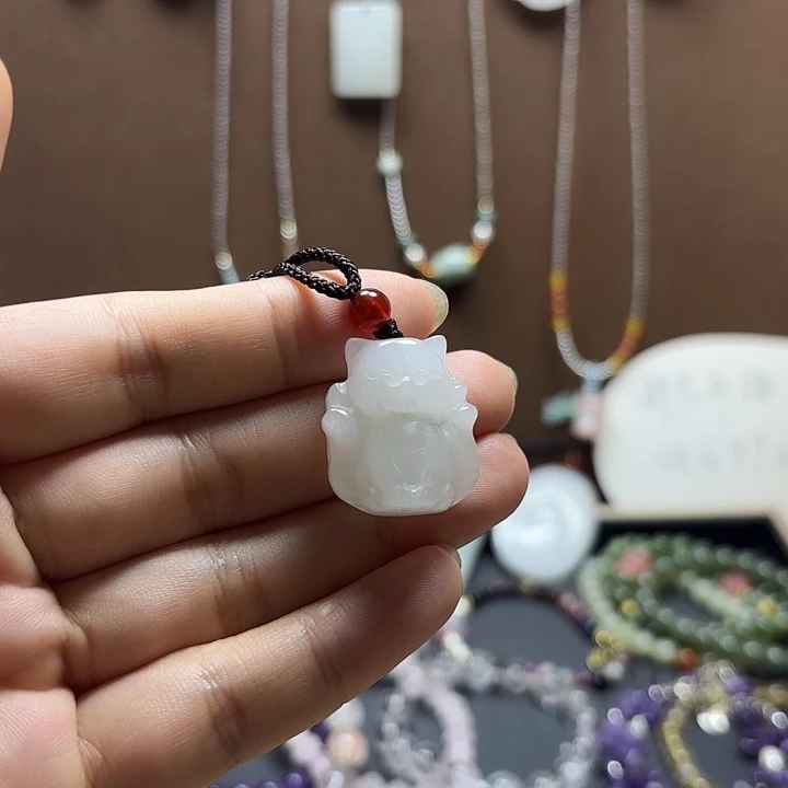 未镶嵌手串石英质玉（金丝玉）