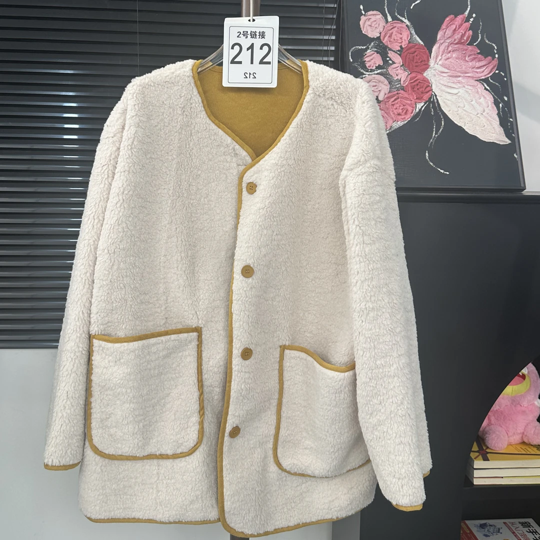 2025年冬款大码女装、毛毛外套，黄色内里宽松百搭时尚潮流