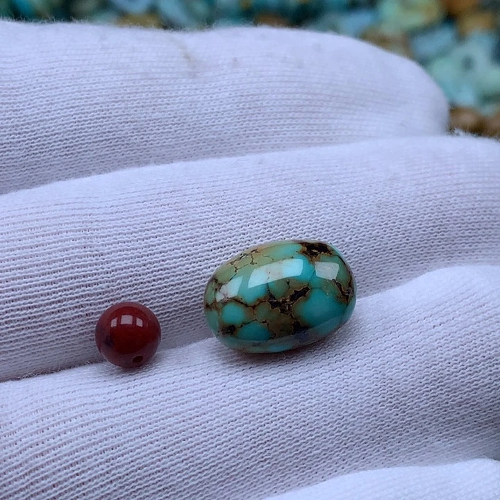 清***虚南红玛瑙未镶嵌珠宝奇石