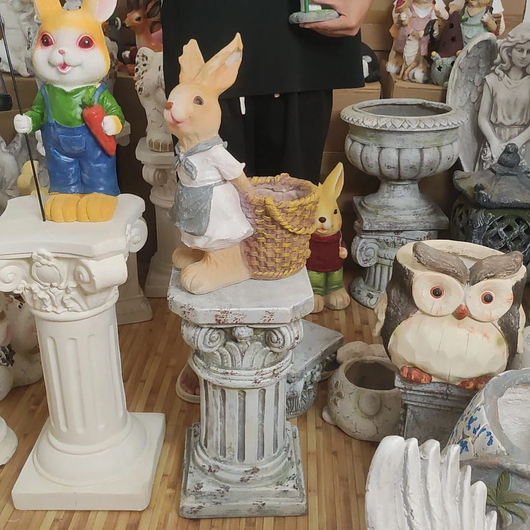 合成树脂拖筐兔子