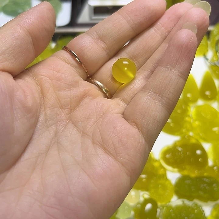醉***眠蛇纹石玉未镶嵌颈饰