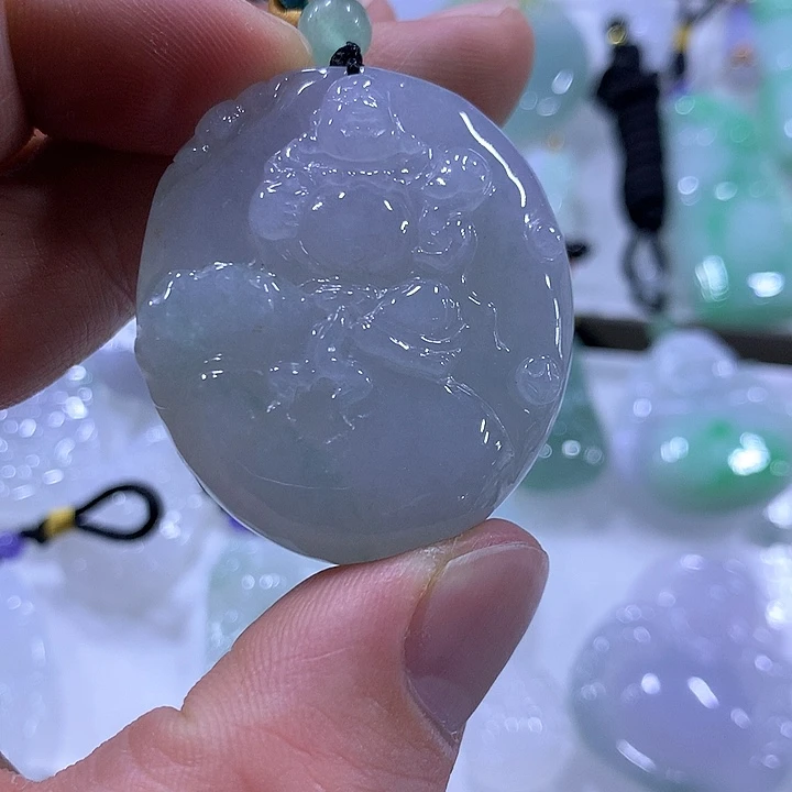 翡翠颈饰未镶嵌天然翡翠A货吊坠