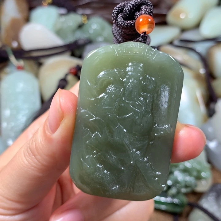 和田玉未镶嵌颈饰