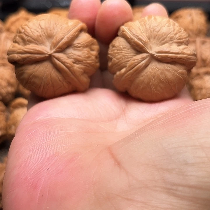 文玩核桃吊坠The first
