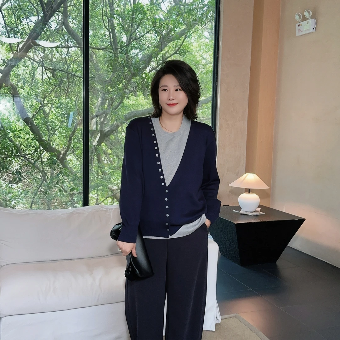 微胖女装【海德堡两件套】秋季开衫背心真两件套百搭套装洋气712