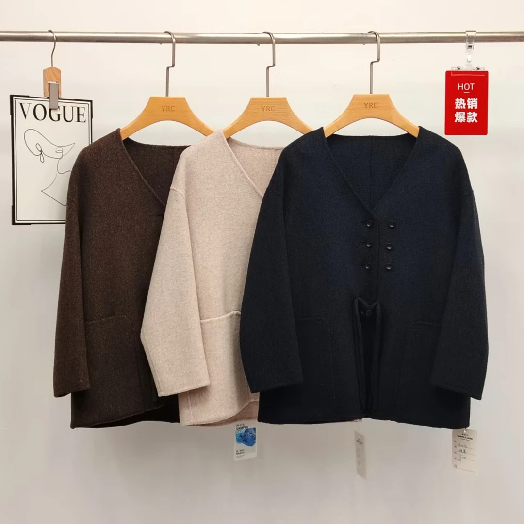 时尚高级感千金风H型牛角扣双面毛呢大衣V领气质显瘦B2533