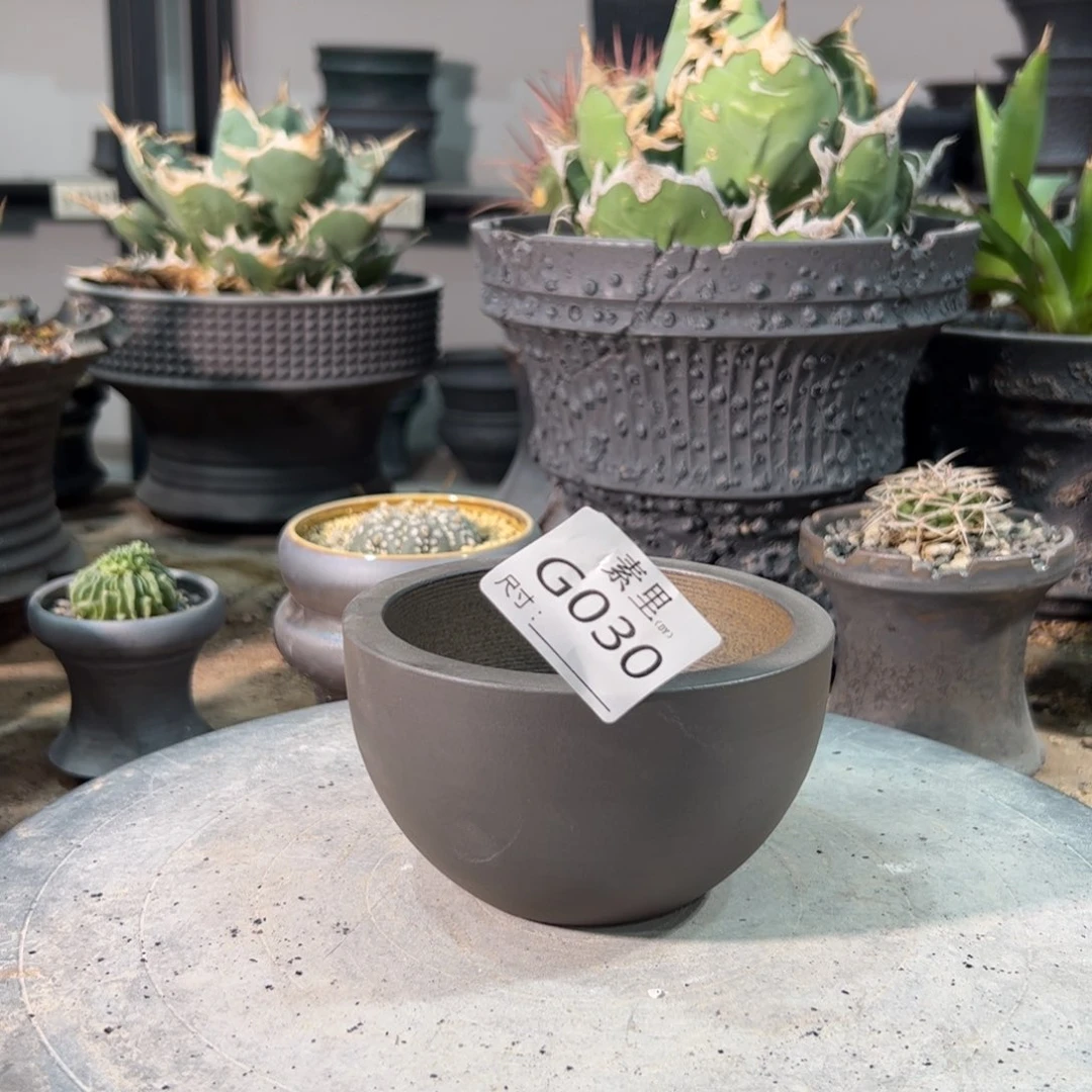 景德镇手工素量内口9.5高6.5瑕疵