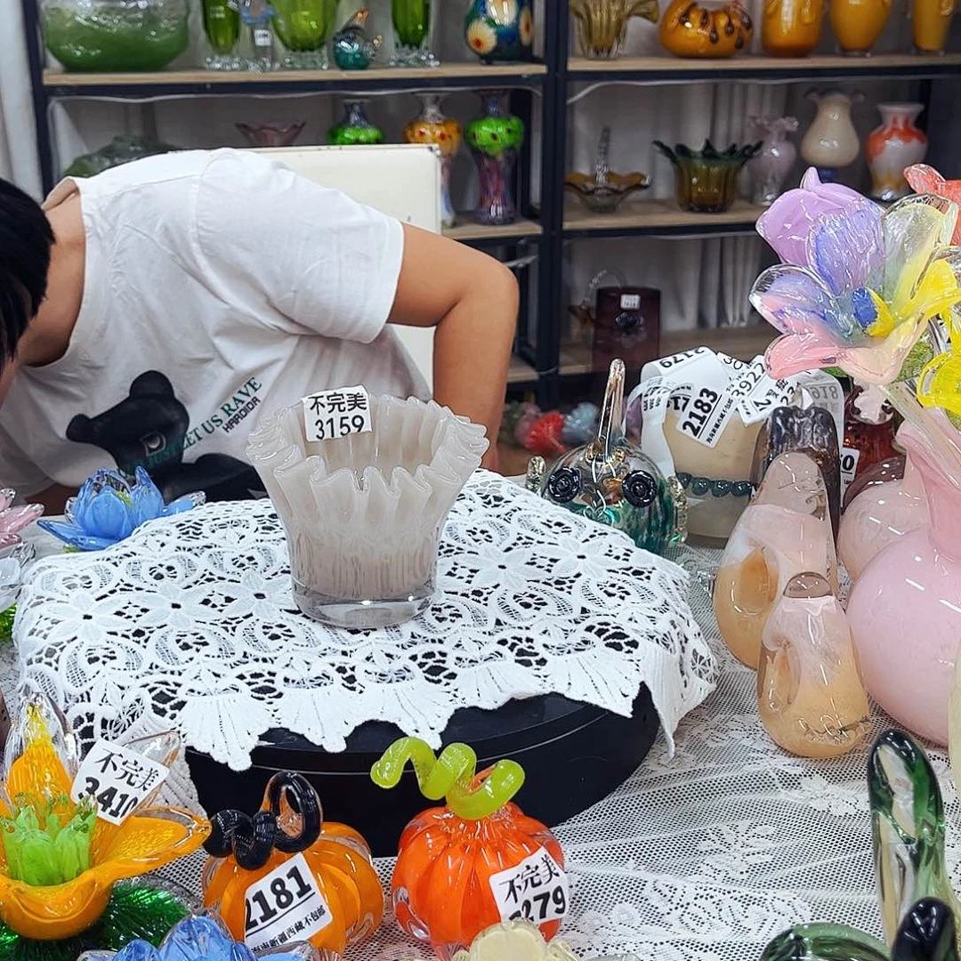 3159 家悦琉璃工艺品不完美
