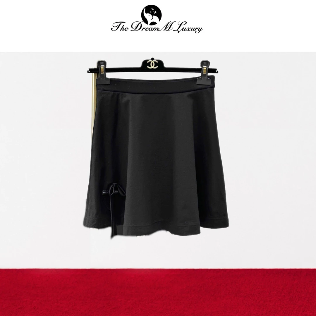 99新 Prada/普拉达 38码 黑色 蝴蝶结 半身短裙