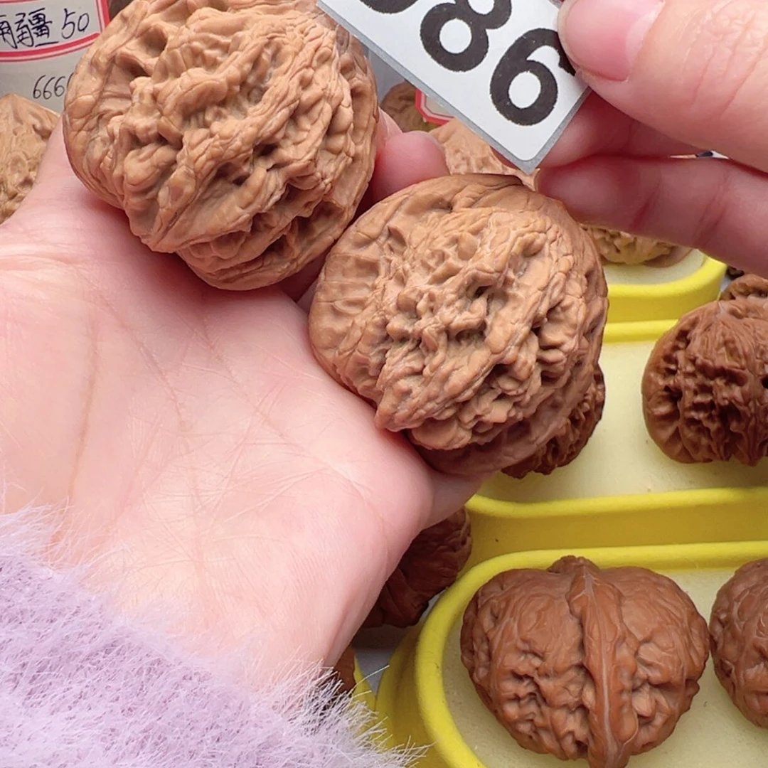 文玩核桃把件京**粟文玩986