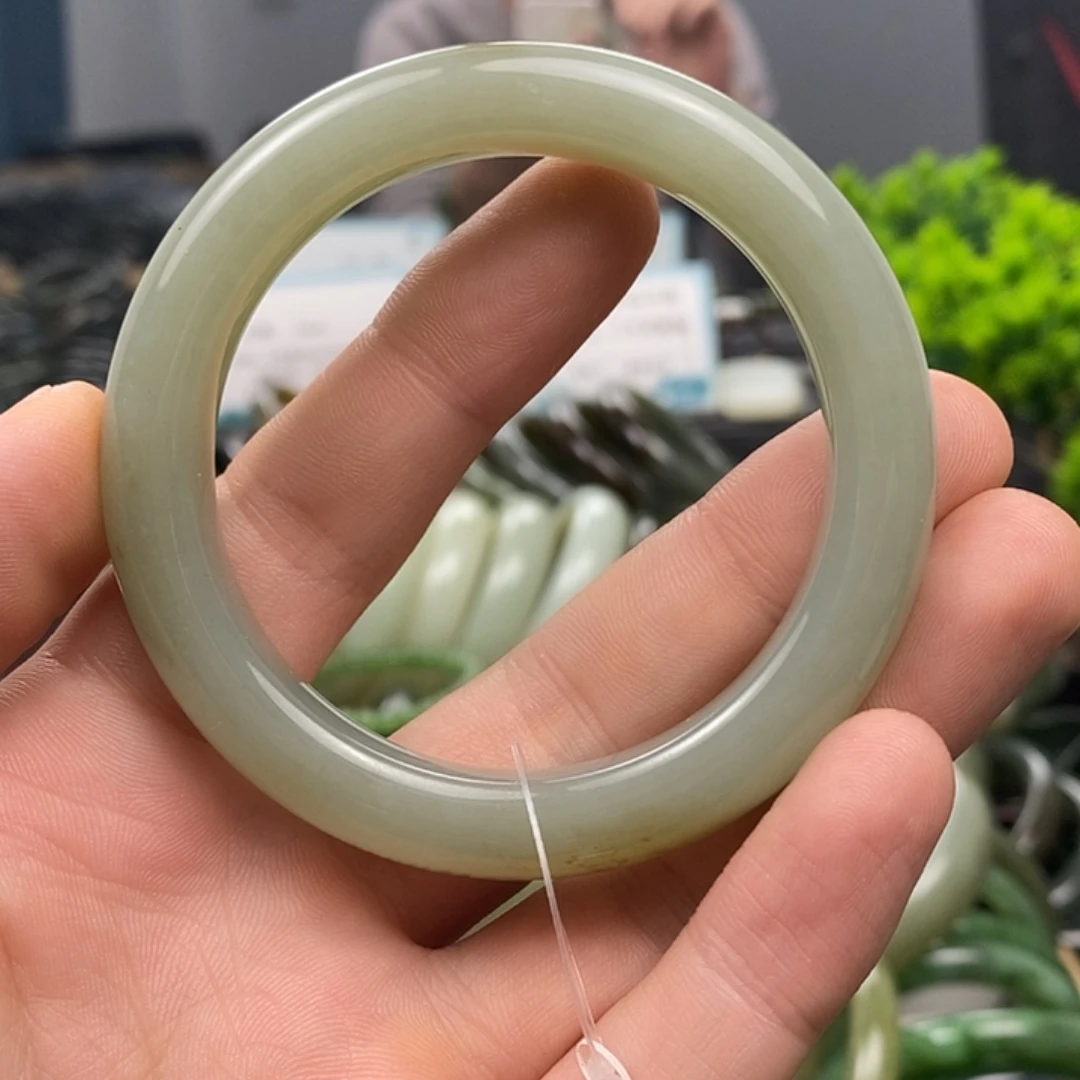 和田玉未镶嵌手镯54.3