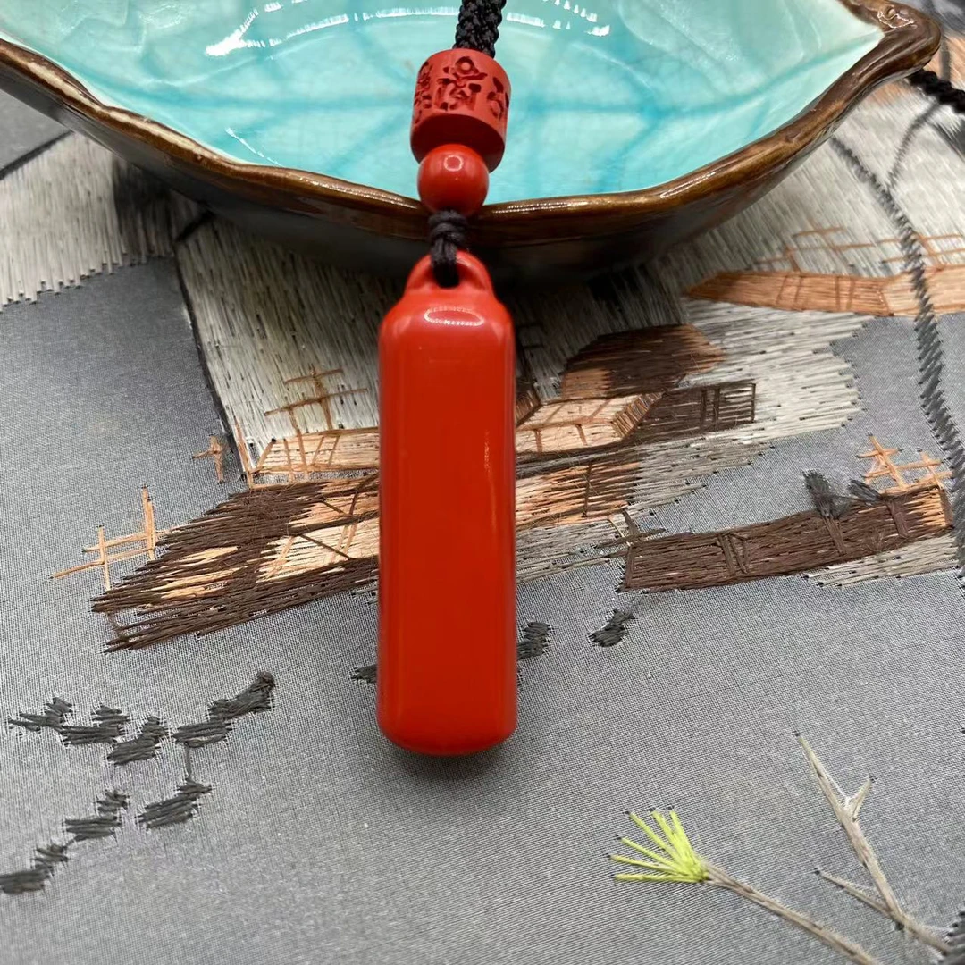 含辰砂工艺品【朱砂工厂】红砂设计款长条无事牌吊坠