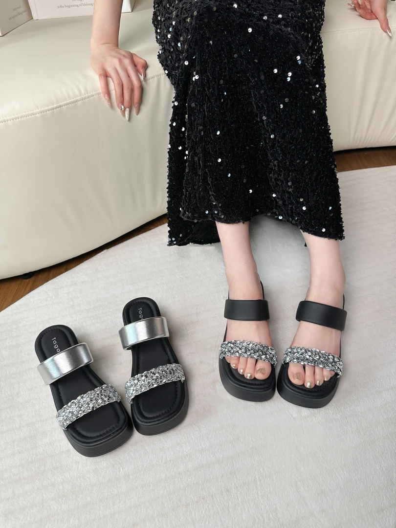 Tagabe2025夏季新款网红百搭小众外穿厚底简约凉鞋增高亮钻凉拖