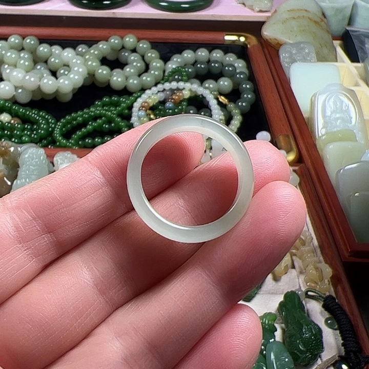 和田玉（糖玉）未镶嵌手链