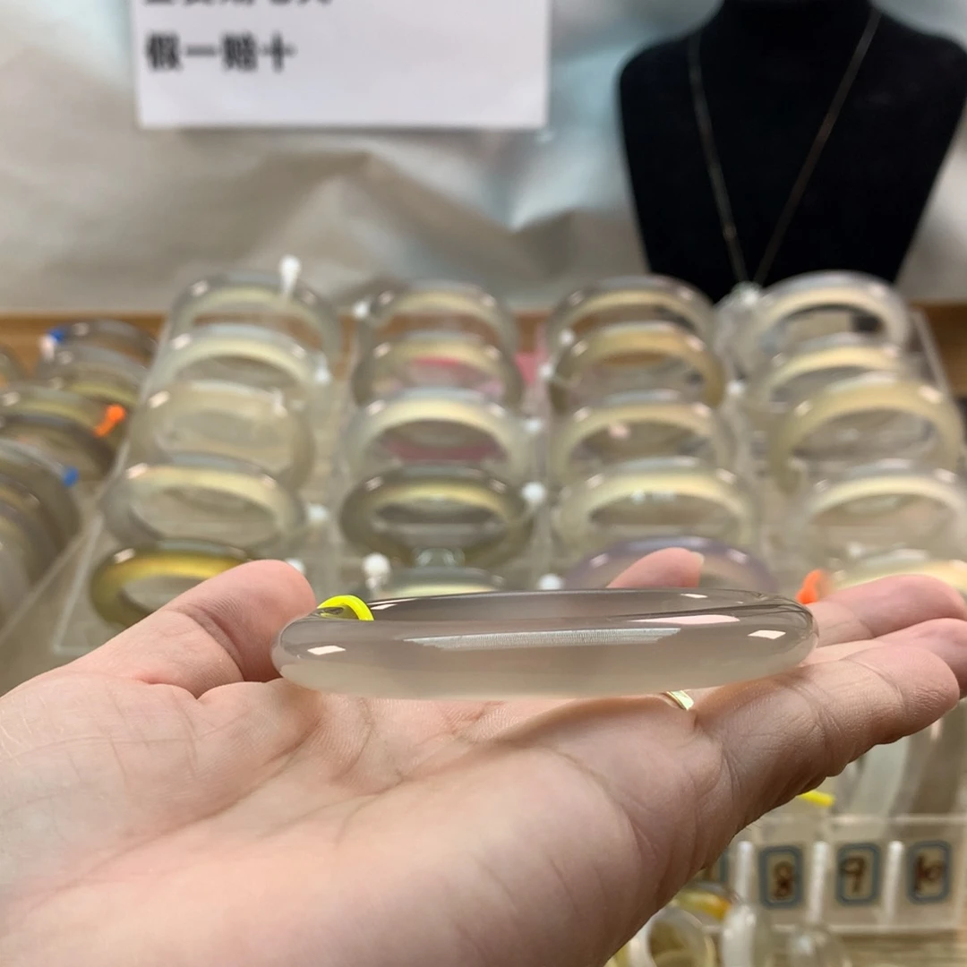 手镯玛瑙/玉髓未镶嵌