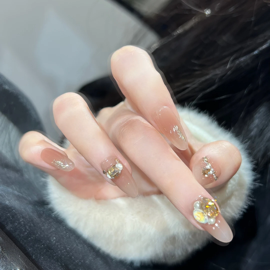 本宫指义【A70/施华】穿戴甲纯手工   底色：132腮红