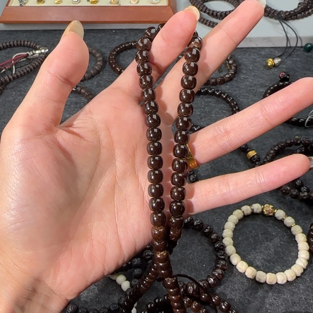 晚***吃椰蒂吊坠111111111111111