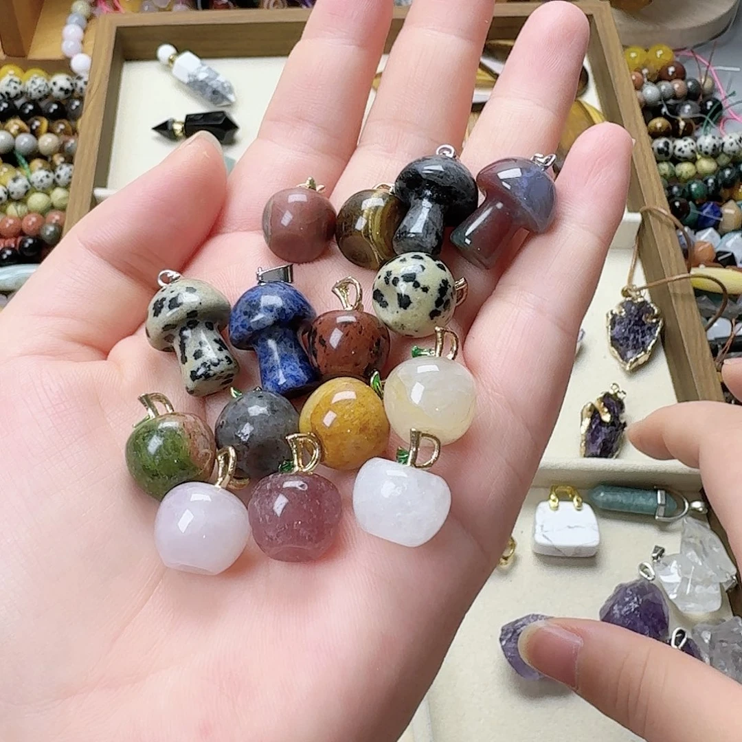 未镶嵌玛瑙/玉髓珠宝半成品吊坠3只