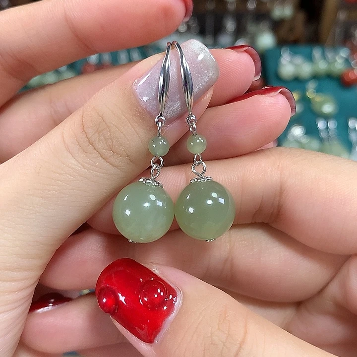 和田玉银S925镶嵌耳饰天然卡12mm左右冰晴水