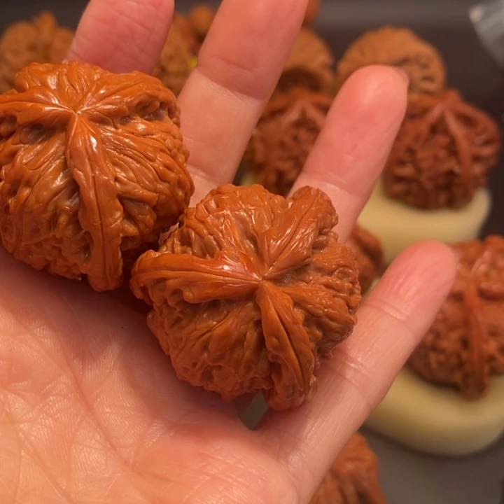 桃核吊坠山***哥工艺核桃