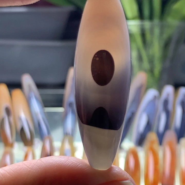 未镶嵌颈饰玛瑙/玉髓46