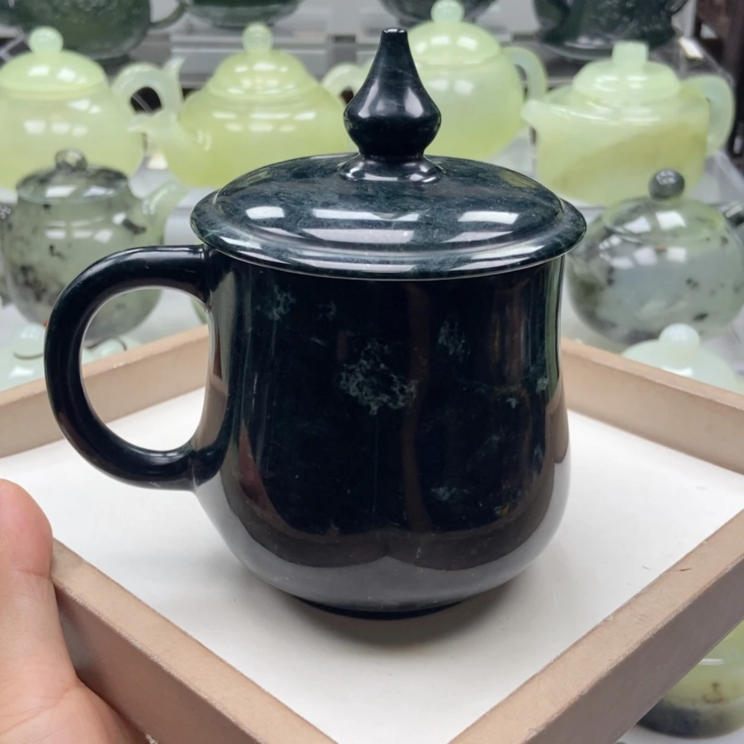 未镶嵌蛇纹石玉水杯