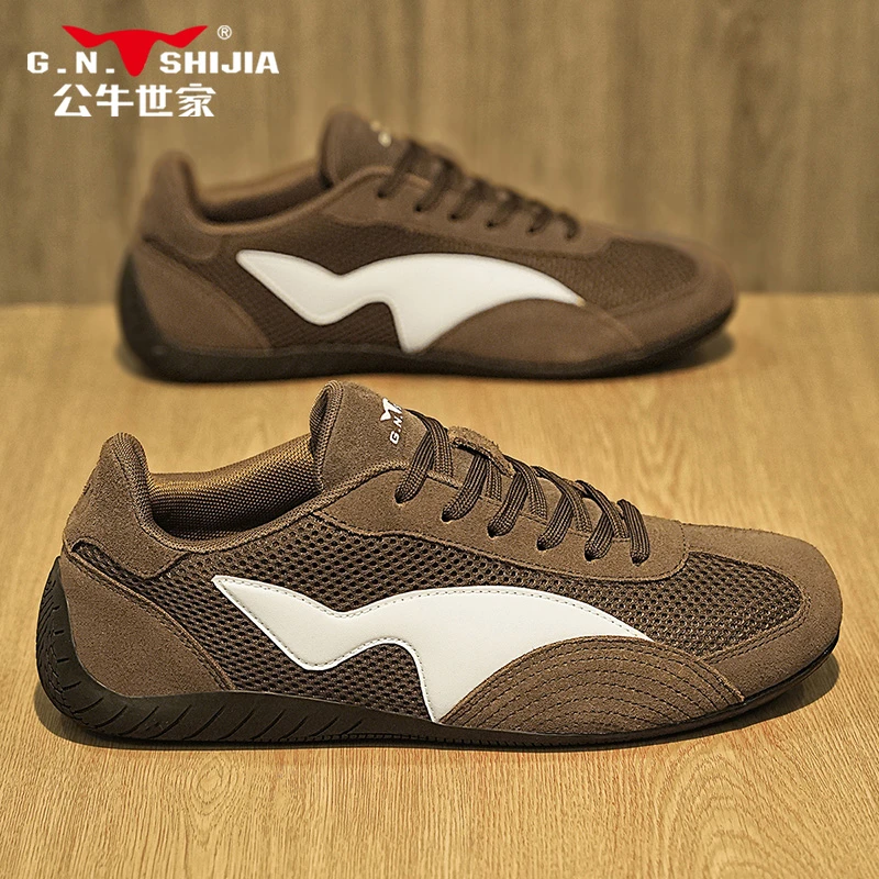 公牛世家休闲鞋2025新款夏季户外软底软面百搭复古透气阿甘德训鞋