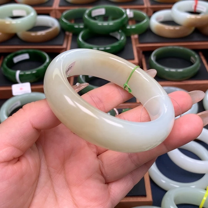 和田玉5758圈口未镶嵌