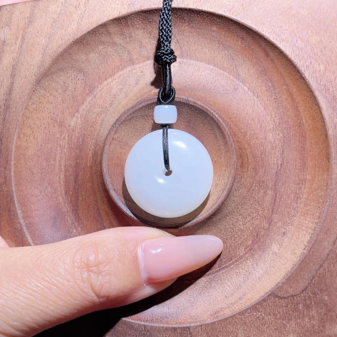 未镶嵌手链和田玉卡23.3