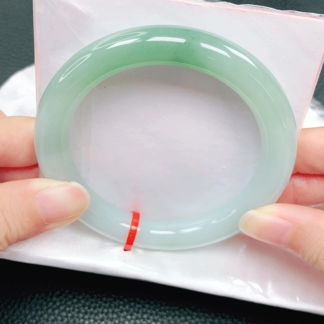 翡翠未镶嵌手镯56圈