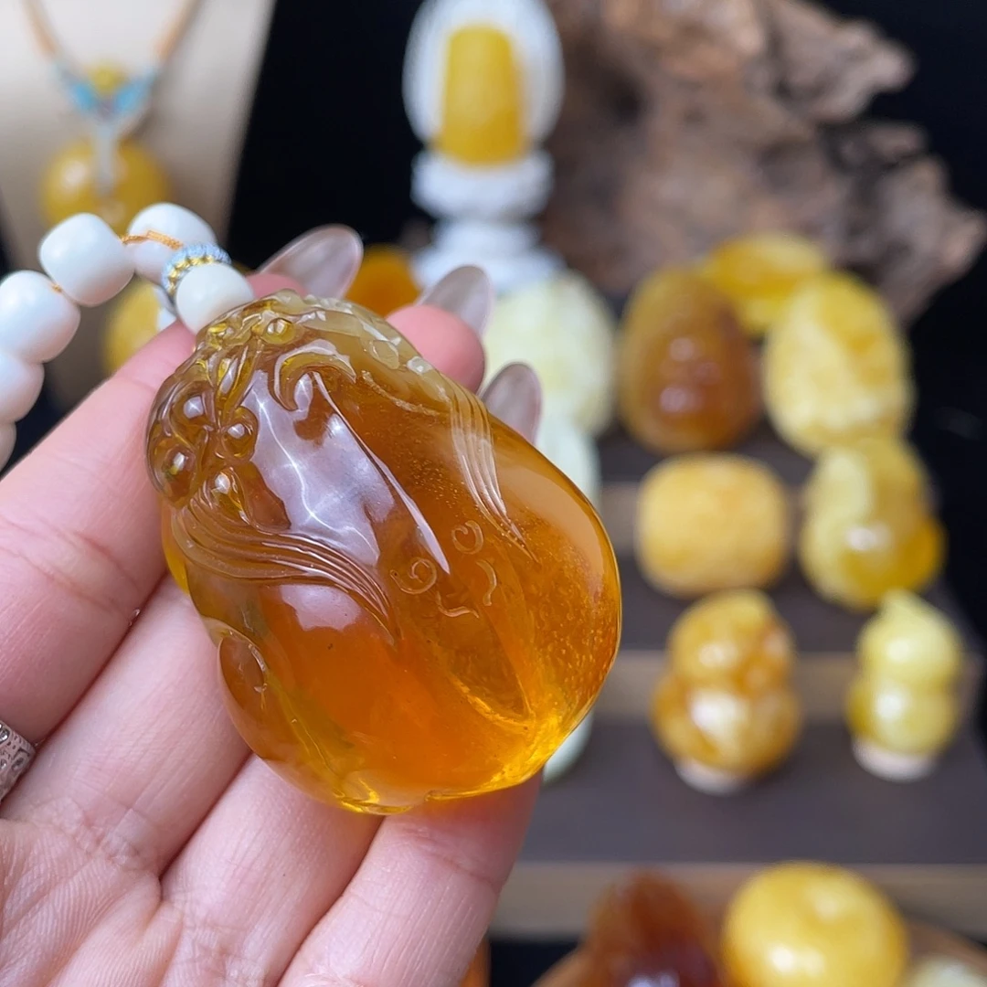 琥珀未镶嵌珠宝奇石植物