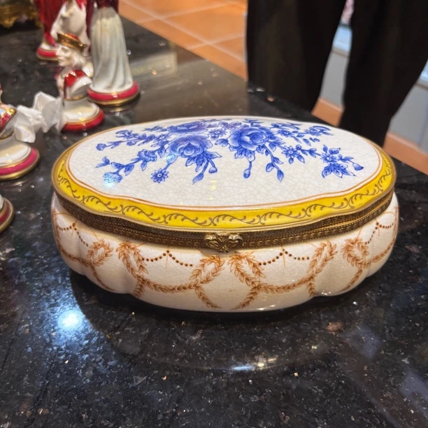 P109 家居饰品装饰陶瓷摆件