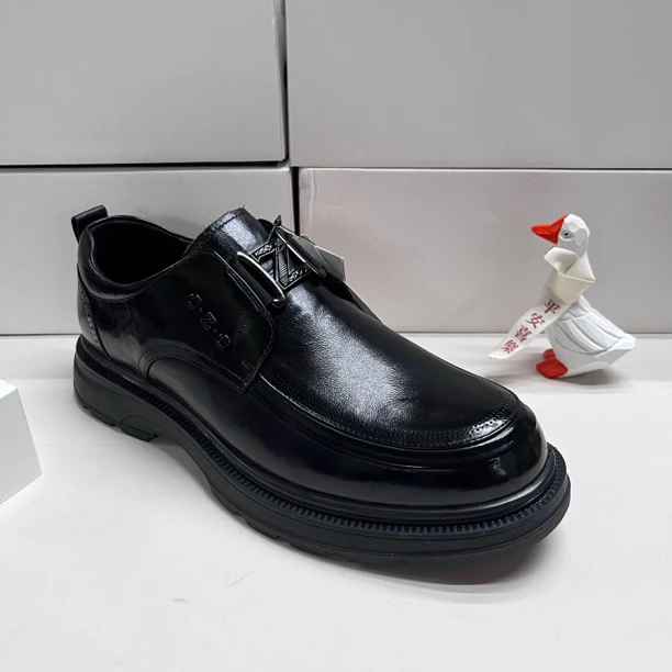 休闲透气防滑一脚蹬耐穿休闲皮鞋圆头系带黑色时尚潮流休闲鞋