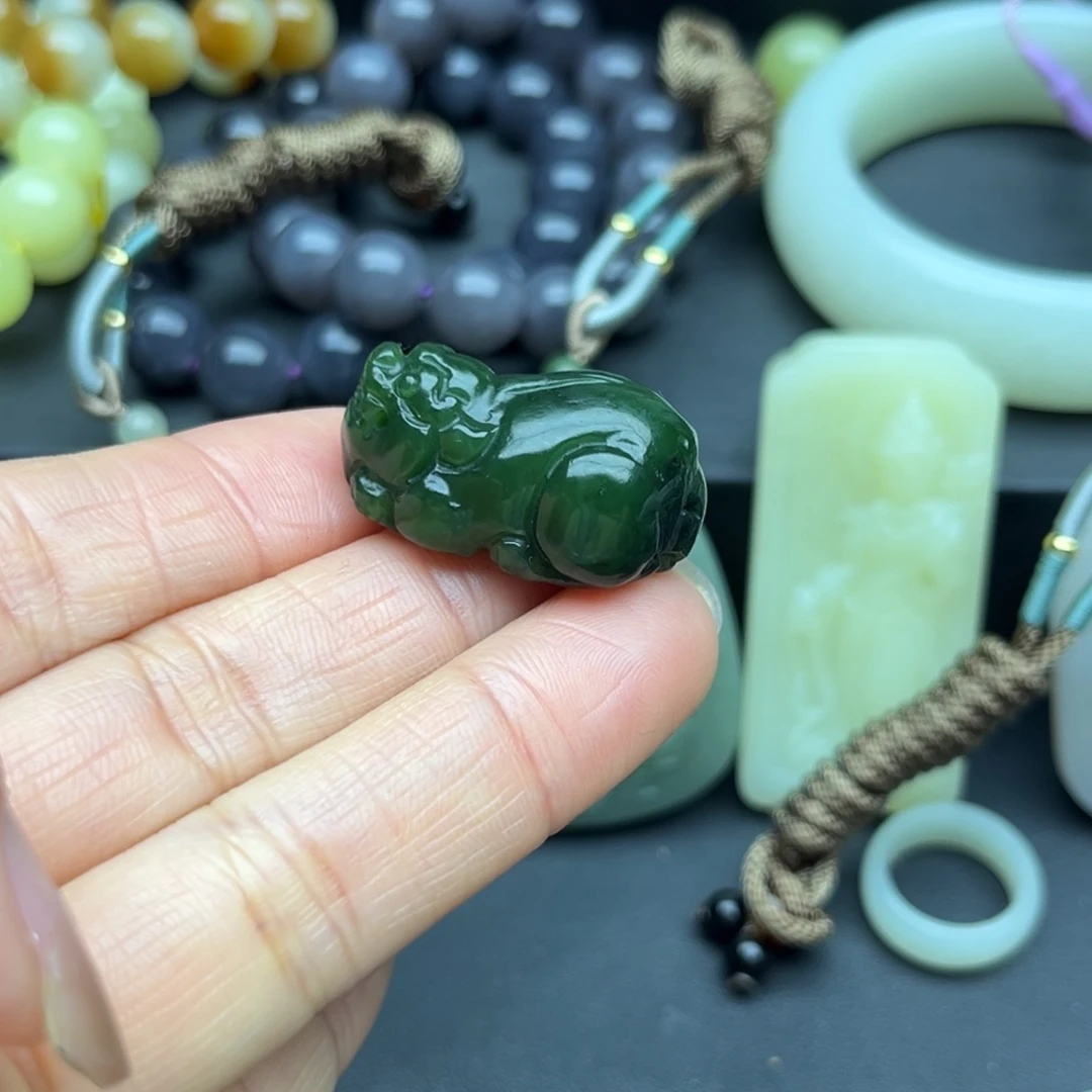 未镶嵌和田玉珠宝半成品