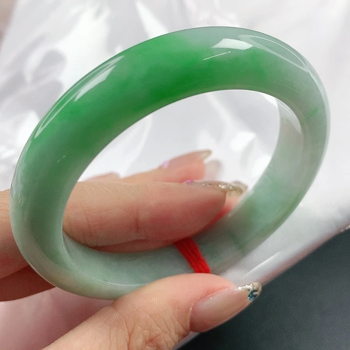 未镶嵌手镯翡翠，906