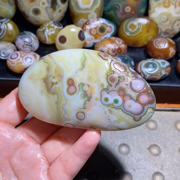 未镶嵌玛瑙/玉髓珠宝半成品212