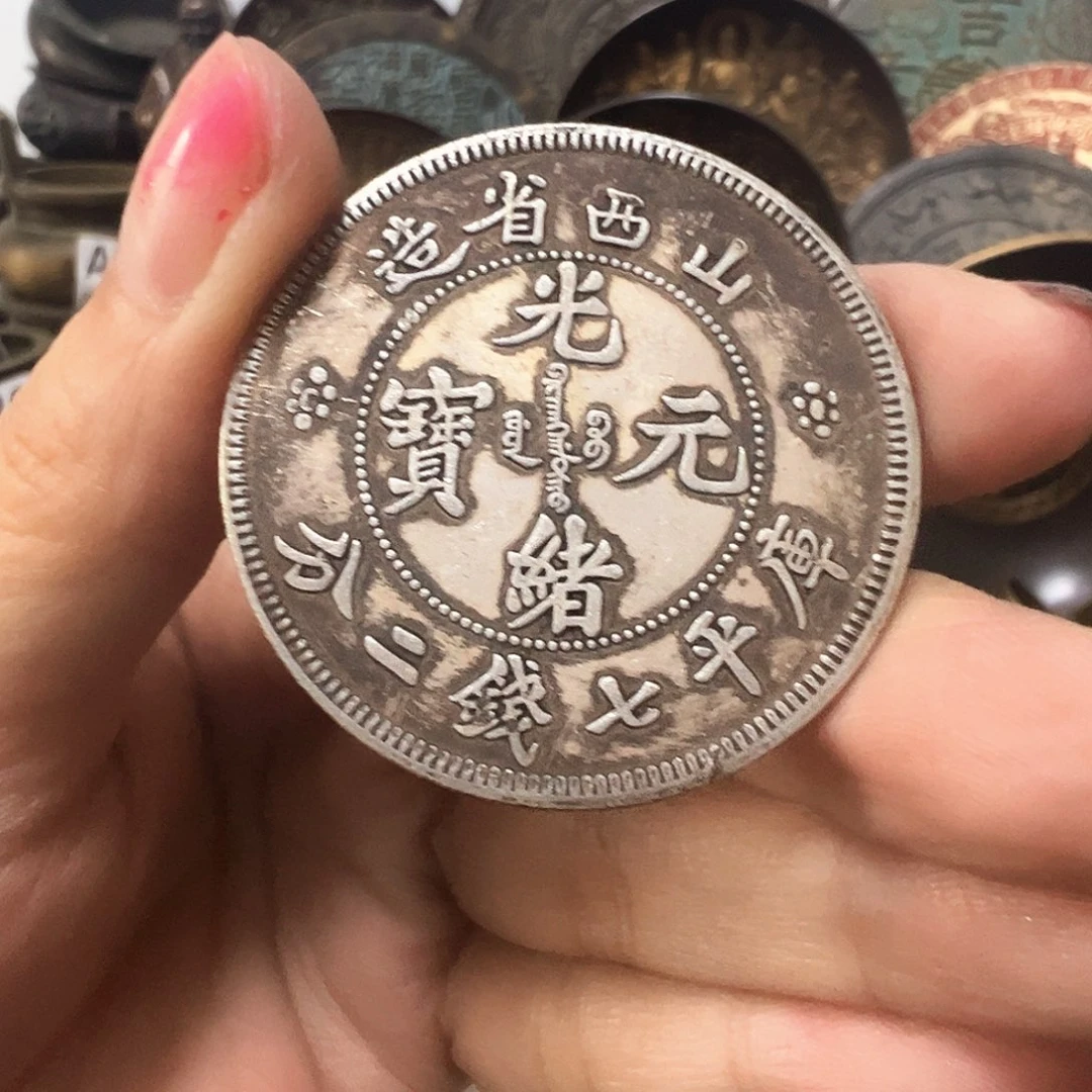 金属复古风格摆件