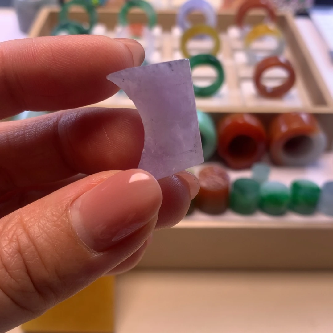 定制翡翠未镶嵌翡翠